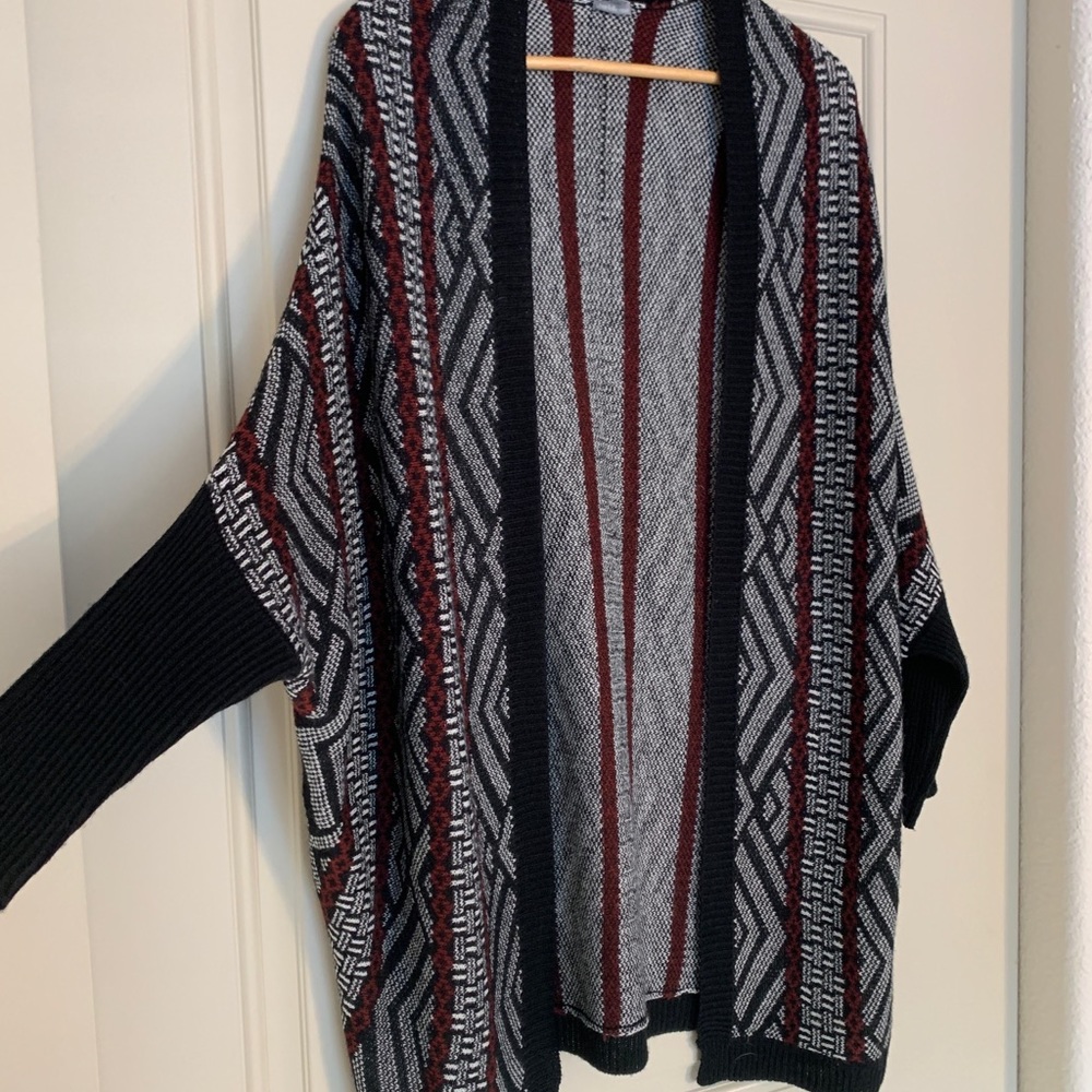 Patterned Shaw Cardigan - Picture 2 of 4
